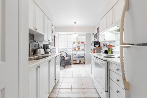 Photo 16 at 303 - 253 Merton Street, Mount Pleasant West, Toronto