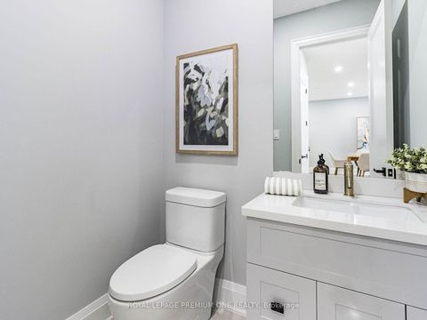 Photo 5 at 225 Sunnybrae Avenue, Stroud, Innisfil