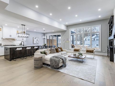 Photo 10 at 225 Sunnybrae Avenue, Stroud, Innisfil