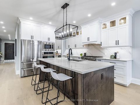 Photo 16 at 225 Sunnybrae Avenue, Stroud, Innisfil