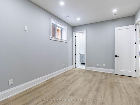 Photo 40 at 225 Sunnybrae Avenue, Stroud, Innisfil