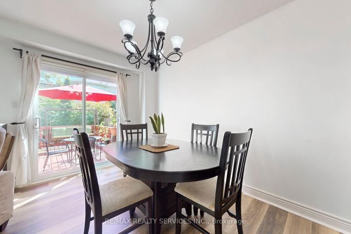 Photo 8 at 14 Bryant Court, Brampton West, Brampton