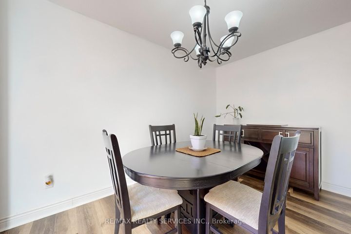 Photo 9 at 14 Bryant Court, Brampton West, Brampton