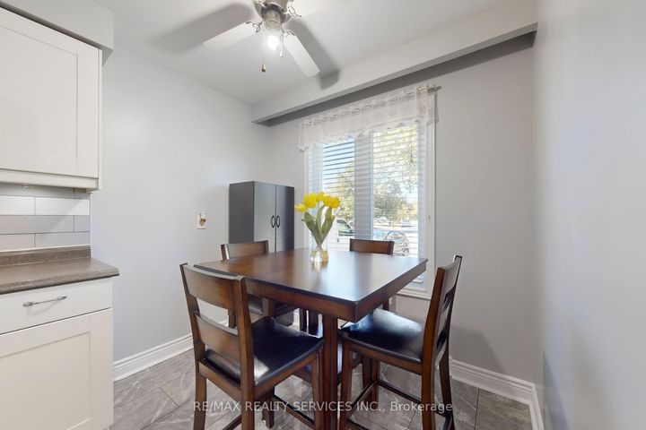 Photo 15 at 14 Bryant Court, Brampton West, Brampton