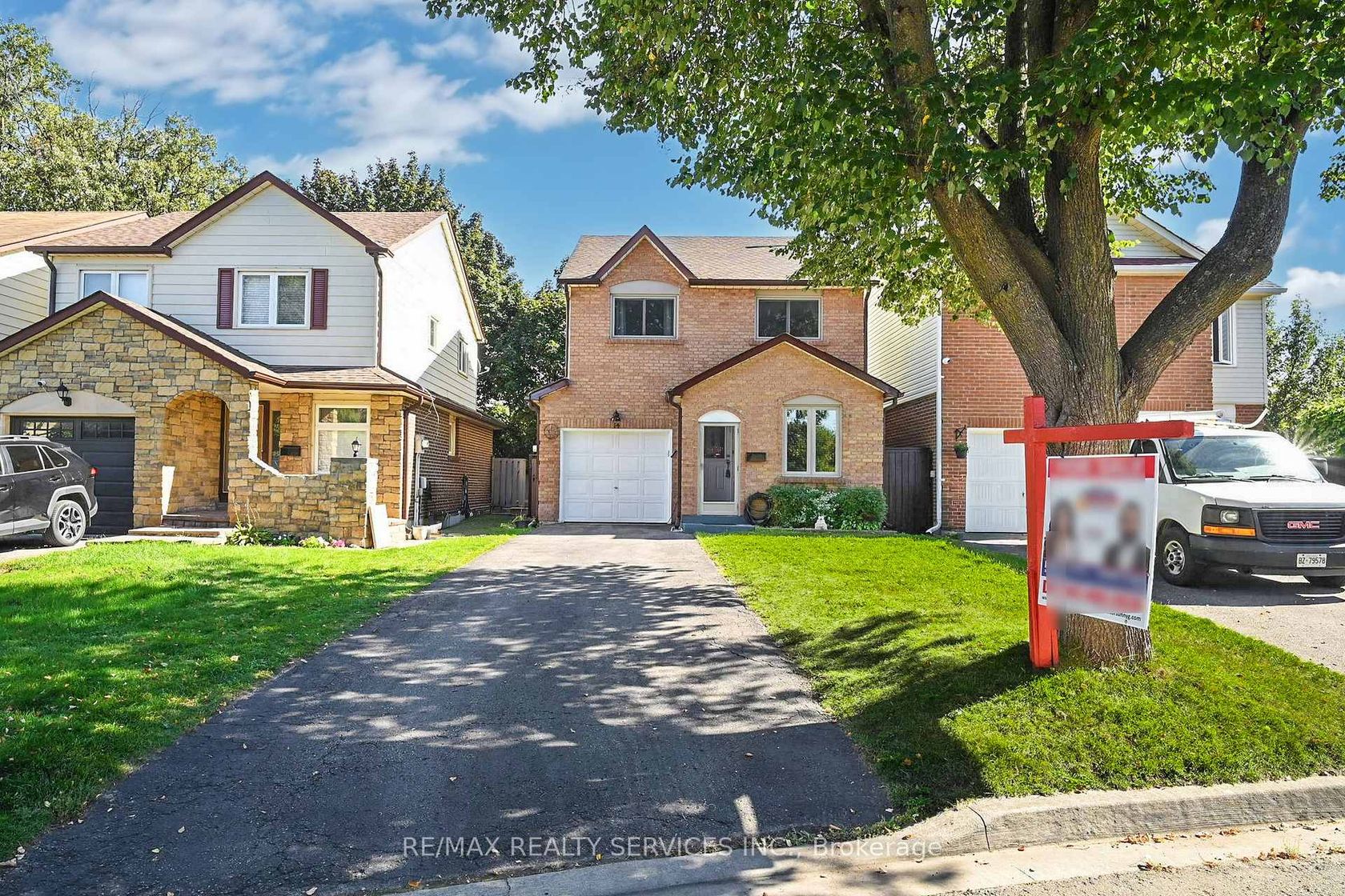 14 Bryant Court, Brampton West, Brampton 2