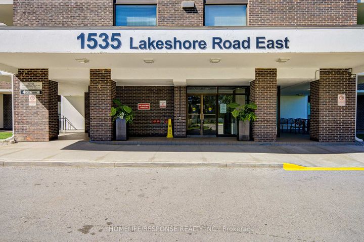 Photo 2 at 1401 - 1535 Lakeshore Road E, Lakeview, Mississauga