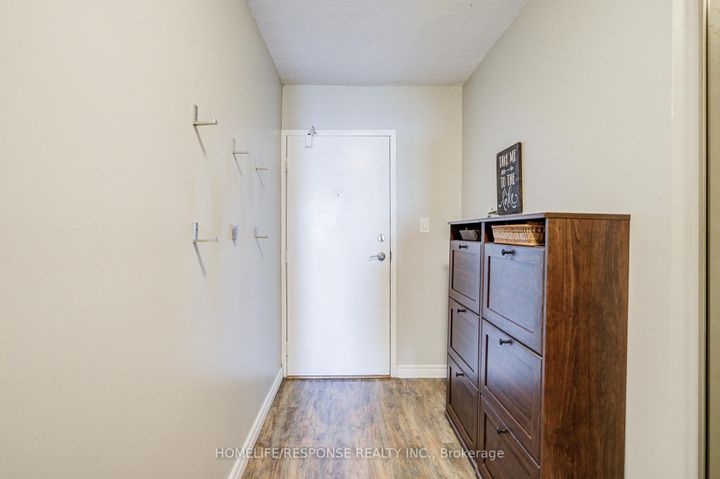 Photo 4 at 1401 - 1535 Lakeshore Road E, Lakeview, Mississauga