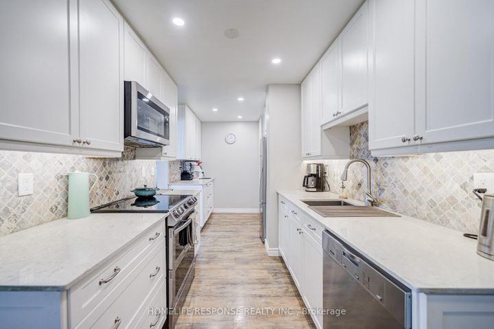 Photo 7 at 1401 - 1535 Lakeshore Road E, Lakeview, Mississauga