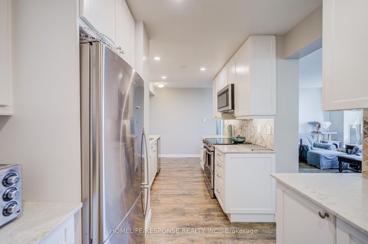 Photo 9 at 1401 - 1535 Lakeshore Road E, Lakeview, Mississauga