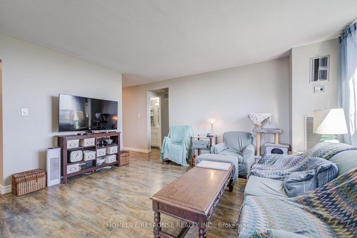 Photo 13 at 1401 - 1535 Lakeshore Road E, Lakeview, Mississauga