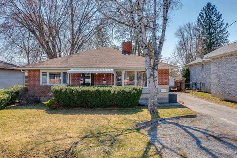 Photo 2 at 269 Rayners Road, Keswick North, Georgina