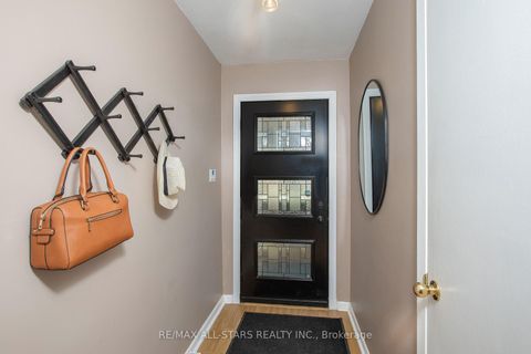 Photo 4 at 269 Rayners Road, Keswick North, Georgina