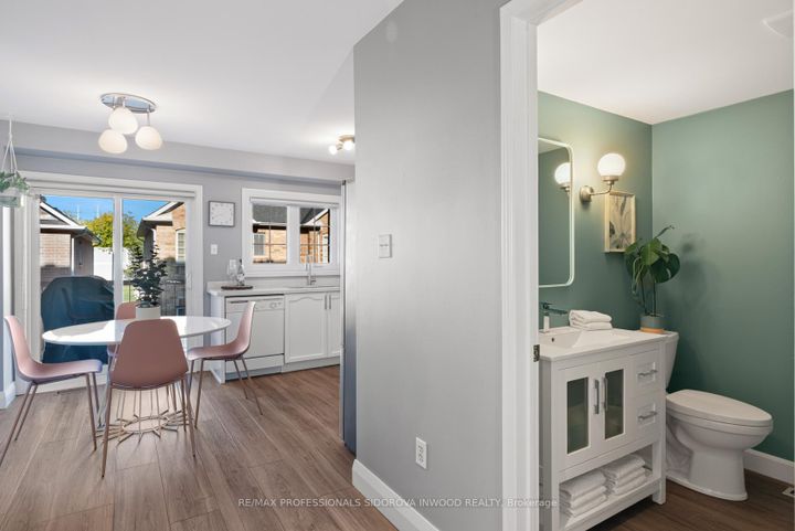 Photo 15 at 52 - 71 Birdstone Crescent, Junction Area, Toronto