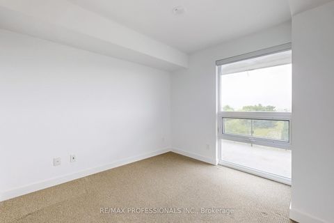 Photo 15 at 613 - 120 Varna Drive, Lawrence, Toronto