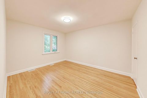 Photo 11 at 270 Renforth Drive, Markland Wood, Toronto