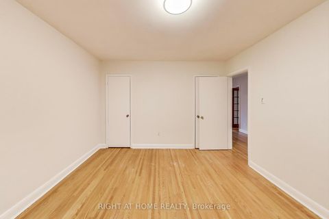 Photo 12 at 270 Renforth Drive, Markland Wood, Toronto