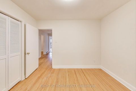 Photo 16 at 270 Renforth Drive, Markland Wood, Toronto