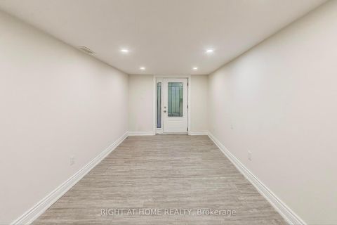 Photo 22 at 270 Renforth Drive, Markland Wood, Toronto