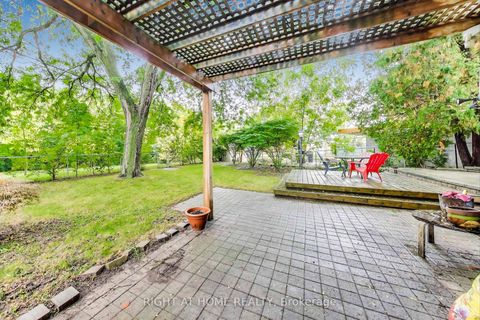 Photo 34 at 270 Renforth Drive, Markland Wood, Toronto