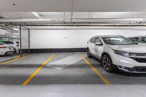 Photo 33 at 205 - 18 Graydon Hall Drive, Donalda, Toronto