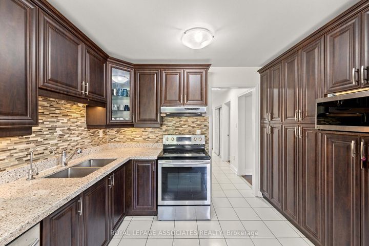 Photo 12 at 47 Whiteway Court, Rouge E11, Toronto