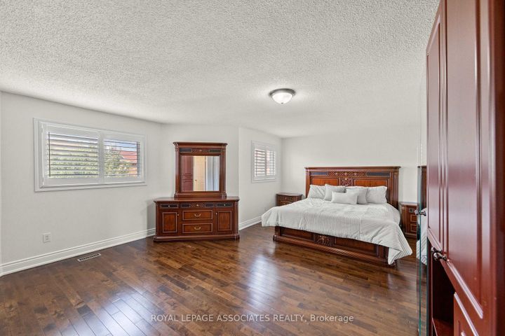 Photo 20 at 47 Whiteway Court, Rouge E11, Toronto