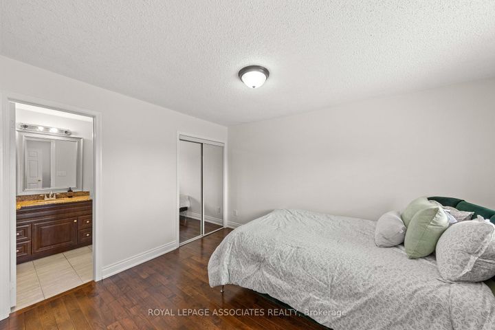 Photo 25 at 47 Whiteway Court, Rouge E11, Toronto