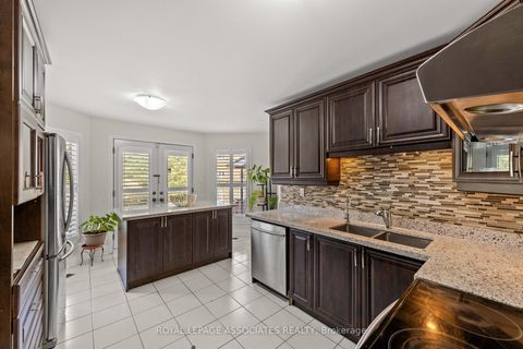 Photo 13 at 47 Whiteway Court, Rouge E11, Toronto