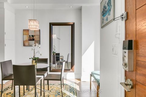 Photo 3 at 13 - 837 Broadview Avenue, Danforth, Toronto