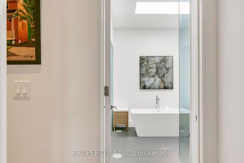 Photo 24 at 13 - 837 Broadview Avenue, Danforth, Toronto