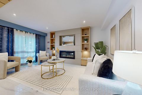 Photo 3 at 41 Underhill Crescent, Aurora Highlands, Aurora