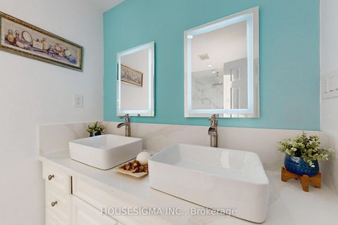 Photo 17 at 41 Underhill Crescent, Aurora Highlands, Aurora