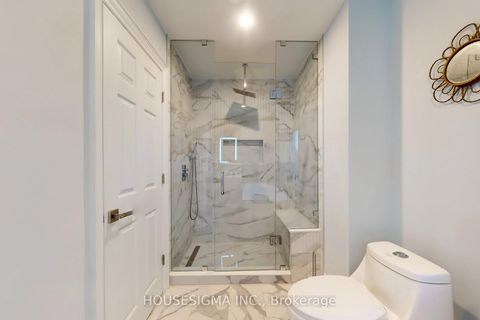 Photo 25 at 41 Underhill Crescent, Aurora Highlands, Aurora