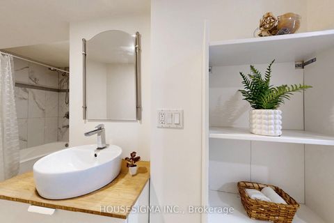 Photo 35 at 41 Underhill Crescent, Aurora Highlands, Aurora