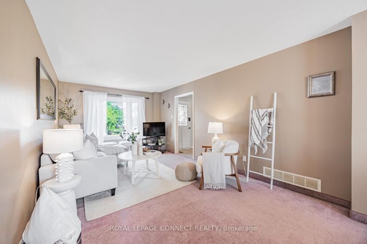 Photo 5 at 1559 Dellbrook Avenue, Brock Ridge, Pickering