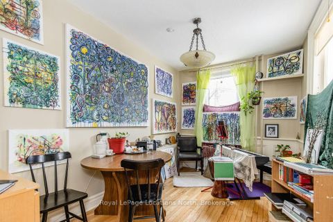 Photo 8 at 3 Peel Street, Wellington, Barrie