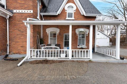 Photo 11 at 3 Peel Street, Wellington, Barrie