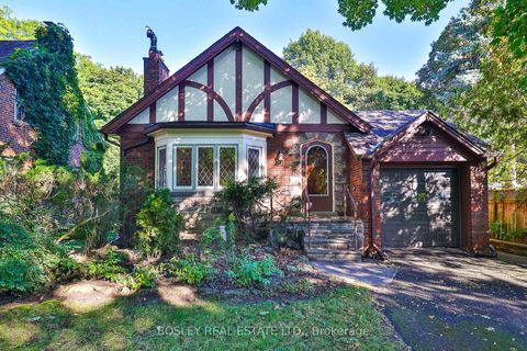 Photo 1 at 26 Holloway Road, City Centre West, Toronto