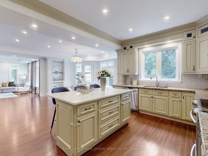 Photo 21 at 1511 Haig Boulevard, Lakeview, Mississauga