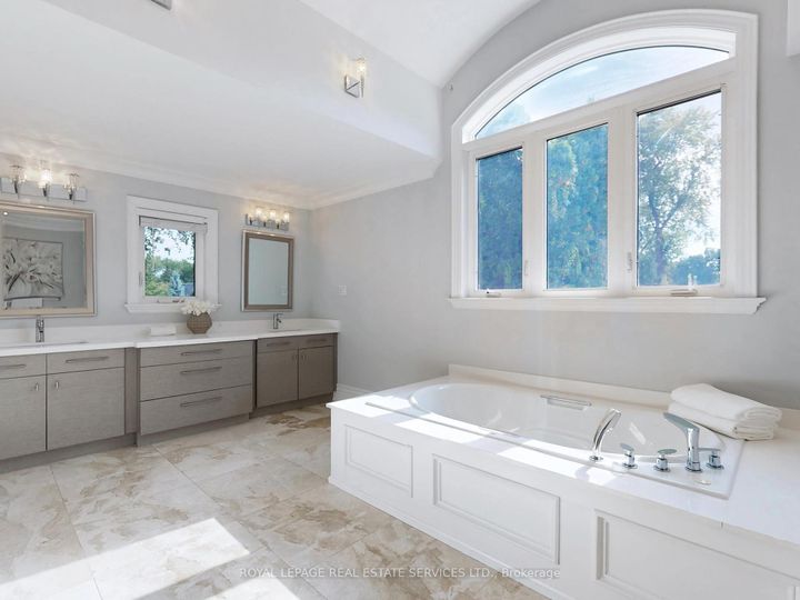 Photo 29 at 1511 Haig Boulevard, Lakeview, Mississauga