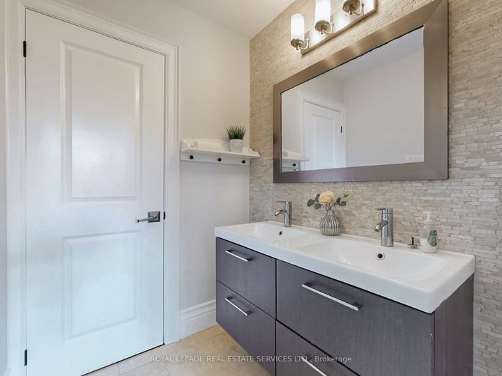 Photo 35 at 1511 Haig Boulevard, Lakeview, Mississauga