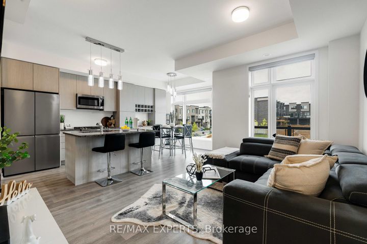 Photo 4 at 309 - 2550 Castlegate Crossing W, Duffin Heights, Pickering