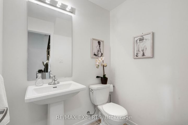 Photo 16 at 309 - 2550 Castlegate Crossing W, Duffin Heights, Pickering