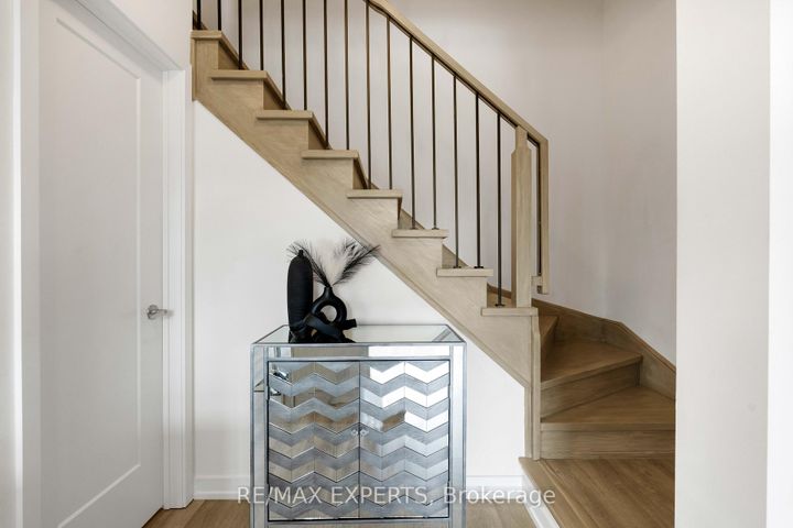 Photo 17 at 309 - 2550 Castlegate Crossing W, Duffin Heights, Pickering