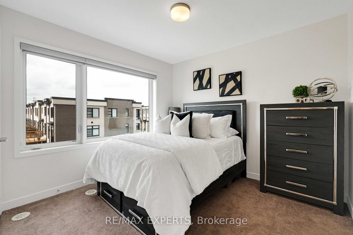 Photo 18 at 309 - 2550 Castlegate Crossing W, Duffin Heights, Pickering