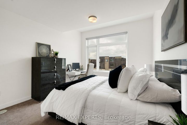 Photo 21 at 309 - 2550 Castlegate Crossing W, Duffin Heights, Pickering