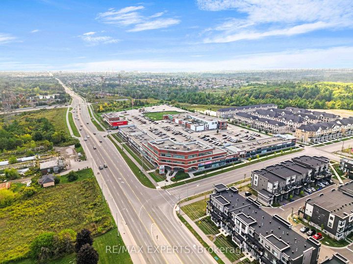 Photo 25 at 309 - 2550 Castlegate Crossing W, Duffin Heights, Pickering