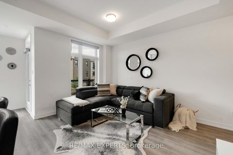 Photo 5 at 309 - 2550 Castlegate Crossing W, Duffin Heights, Pickering