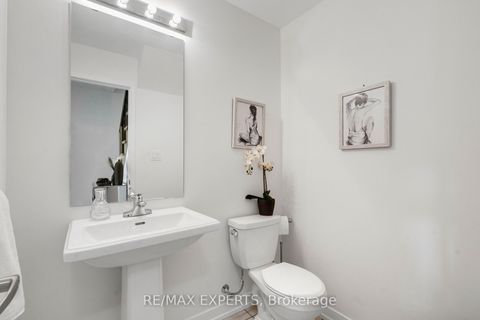 Photo 16 at 309 - 2550 Castlegate Crossing W, Duffin Heights, Pickering