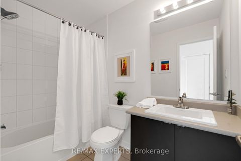 Photo 23 at 309 - 2550 Castlegate Crossing W, Duffin Heights, Pickering